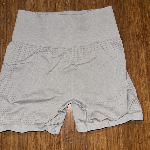 Gymshark shorts - Picture 3 of 3